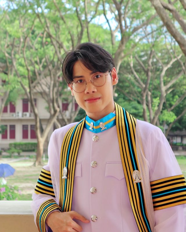 รูปโอ๊ต ผู้ก่อตั้ง